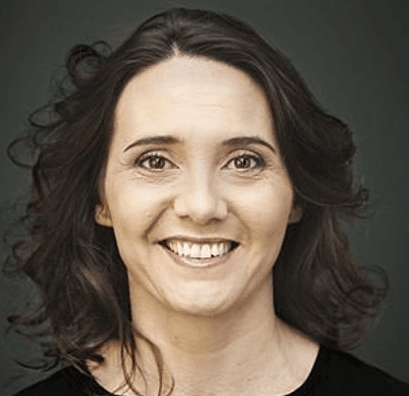 Brown haired lady smiling